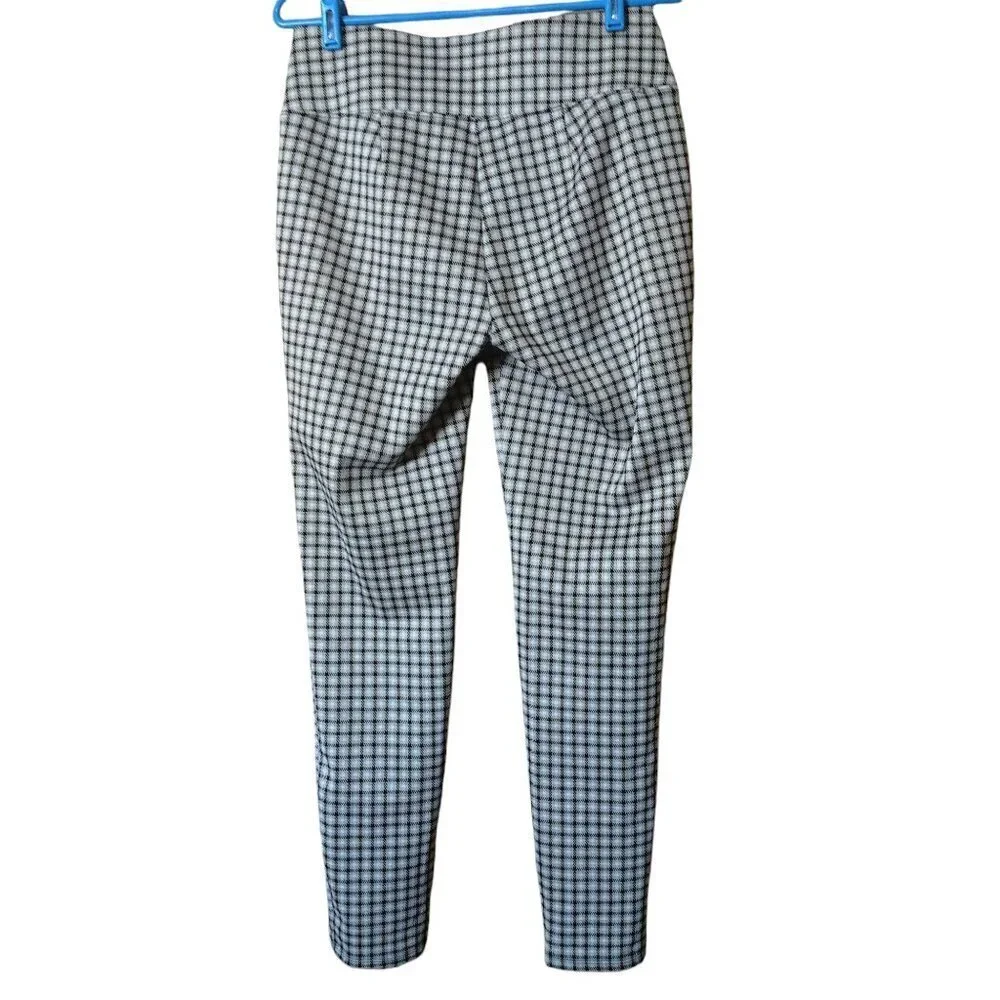Nine West Size Medium/Large Plaid Leggings Pull On Skinny Casual Classic